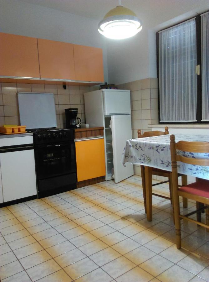 Apartmani Vrzic Baska  Ngoại thất bức ảnh