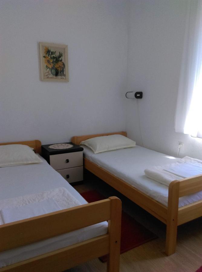 Apartmani Vrzic Baska  Ngoại thất bức ảnh